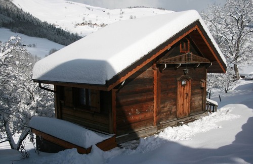 Valmorel Ski Chalet | Charming chalet renovated in a former attic, close to the slopes, located in