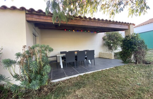 Saint-Hilaire-la-Foret House | Charming house located less than 10 kms from the sea