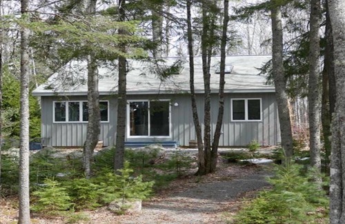 Trenton Cottage | Charming, Fully-Equipped Cottage With Private Beach near Acadia National Park