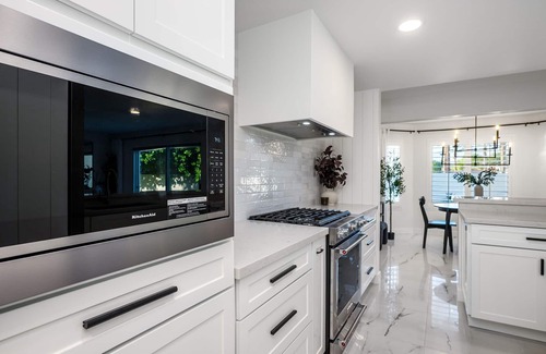 Palm Desert House | Charming fully remodeled 4-bedroom house with fitness room, pool and spa.