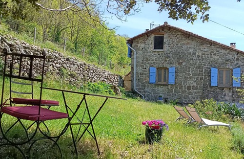 Burzet Apartment | Charming gîte studio in Ardèche verte