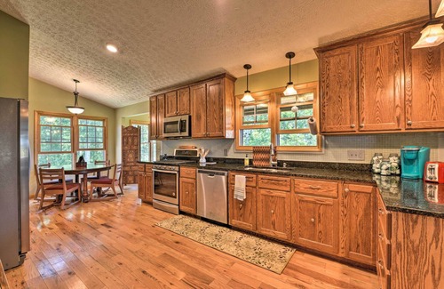 Galax House | Charming Galax Retreat w/Wraparound Deck!