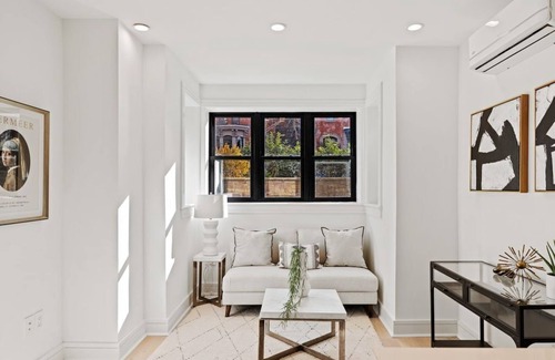 Logan Circle Bed & Breakfast | Charming Garden-Level Getaway in the Heart of DC