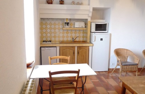 Lacoste House | Charming gite 2 pers in Luberon, quiet, panoramic view, swimming pool, fireplace