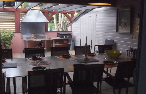 Chevannes Cottage | Charming gite at the heart of Bourgogne, pool, sauna and horseback riding