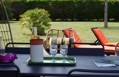 Cartelegue House | CHARMING GITE in Bordeaux country, luxury services, swimming pool, wooded park