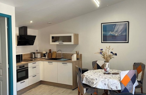 Carantec Cottage | Charming gîte in Carantec, 44m² of happiness between sea, calm and barbecue!