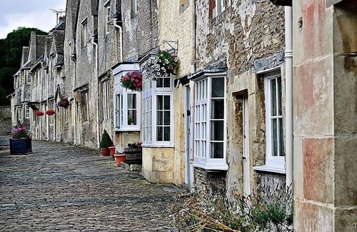 Corsham Apartment | Charming Grade 2 Period Apartment