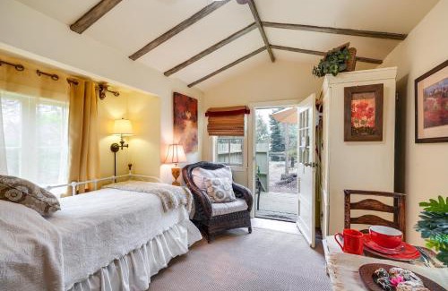 Cedar Ridge Apartment | Charming Grass Valley Studio with Deck and Pond Access