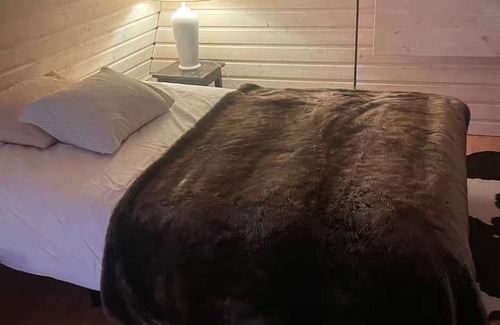 Degerfors House | Charming guest house by the river - Degerfors, Örebro County