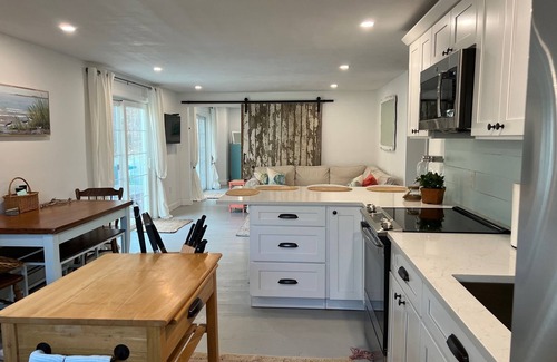 Truro Apartment | Charming Guest House in Truro