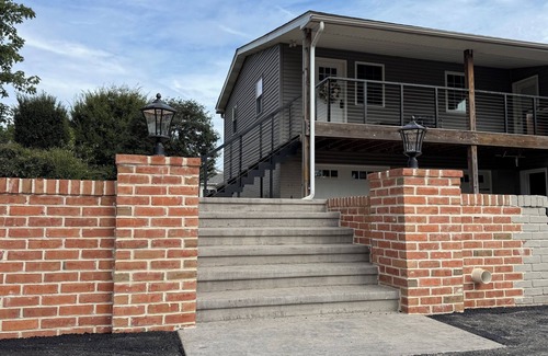 Witmer Apartment | Charming guest suite only 3 miles from Sight & Sound Theater.