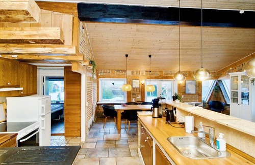 Kulhuse House | Charming Harbor Cottage-By Traum