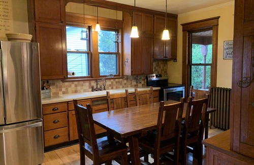 Chippewa Falls House | Charming Hilltop Home with City View