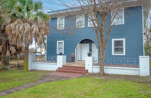 Tobin Hill Apartment | Charming Historic 3BR/2BA Located Near Downtown