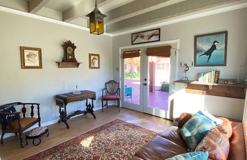 Willits Cottage | Charming Historic Apartment Cottage at Ridgewood Ranch