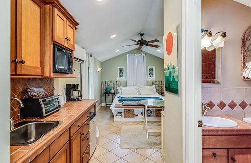 Rockport House | Charming Historic Beach Treehouse – Walk to the Shore & Local Dining!