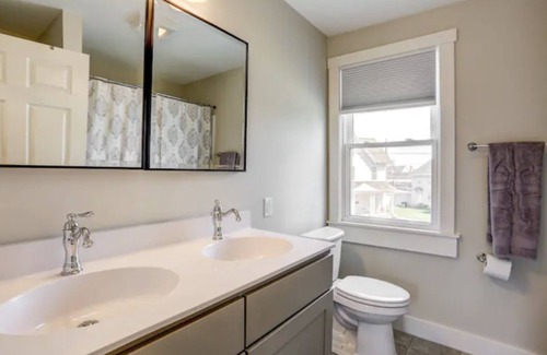 Mount Joy House | Charming Historic Home with a Convenient Location