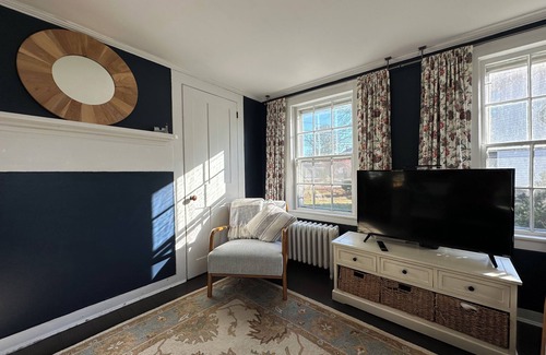 Mystic - New London House | Charming Historic House in Downtown Mystic