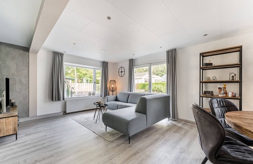 Kaatsheuvel House | Charming Holiday Home in Kaatsheuvel near Efteling