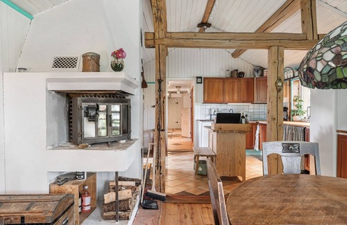 Sandviken Municipality Ski Chalet | Charming holiday home in Kungsgården, Gästrikland | SE20007
