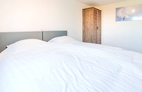 Biervliet House | Charming Holiday Home in Biervliet with Private Terrace