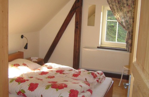 Rudnik u Vrchlabi House | Charming Holiday Home in Rudník with Garden