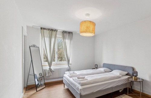 Wiedikon Apartment | Charming Home for Flexible Weekly/Monthly Rent