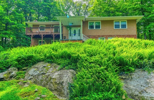 Cold Spring House | Charming Home in Cold Spring -18 mil or 30 mins drive to West Point