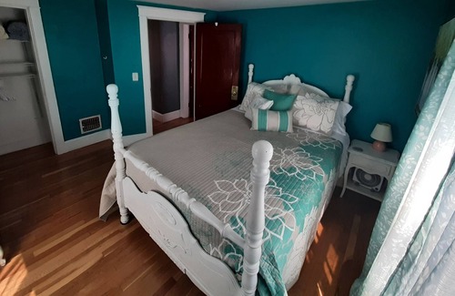 Bangor House | Charming Home in the Heart of Bangor
