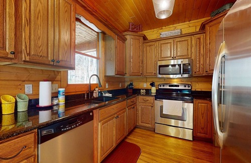 Kyle House | Charming Home in Topton with Creek views and High Speed Internet