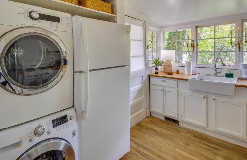 West Side Historic District House | Charming Home Less Than 2 Mi to Downtown Hendersonville!