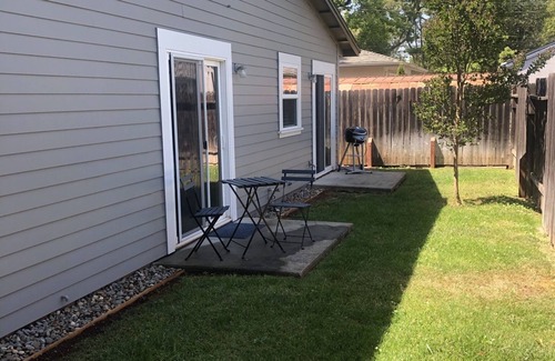 Folsom House | Charming home located in the Historic District of Folsom .