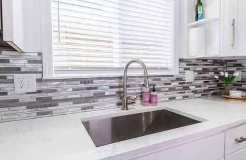 Lexington House | Charming Home Near UK Campus! Perfect for Family Visits!