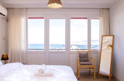Konak House | Charming Home Overlooking Ocean with Garden