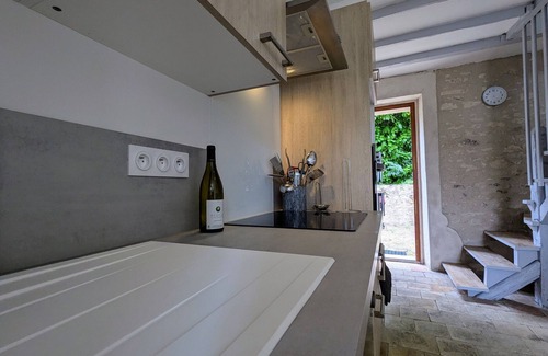 Mezieres-en-Brenne Cottage | Charming house in quiet hamlet, ideal for nature lovers with modern comforts, garden, and pet-friendly