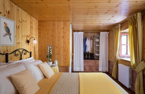 Caprarola House | Charming house at lake near Rome: 650m asl, pool, view, WiFi, kayak canoe