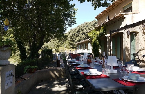 Lourmarin House | Charming house, exceptional view, swimming pool, olive grove.