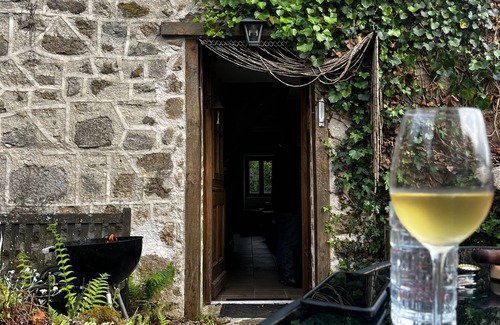 Nedde House | Charming house in a peaceful setting very close to Lac de Vassivière