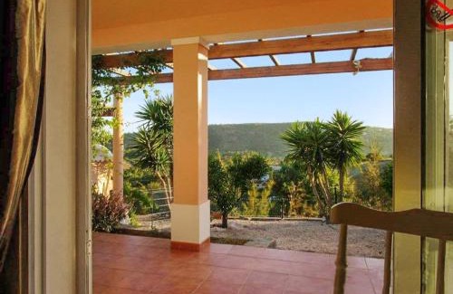 Loule House | Charming house in Alte with pool