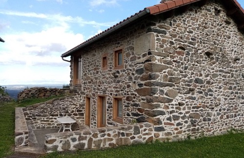 Retournac Cottage | Charming house in Loire gorges with terraces and wood stove