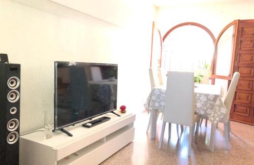 San Juan de Alicante House | Charming house in Sant Joan d'Alacant with a shared pool