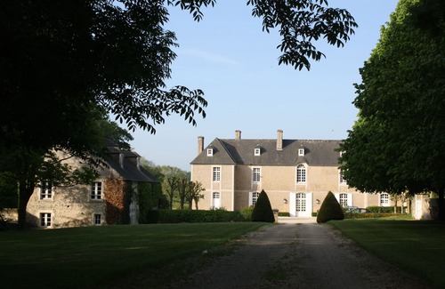 Barbeville House | Charming house in the park of a historic monument castle