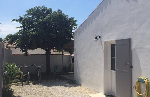 Loix Villa | Charming house in the heart of the village of Loix