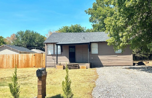 Cache House | Charming house near Wichita mountains and Lawton ft sill