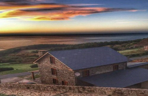 Cerdeira House | Charming house Tranquility, sunsets and dream views. A unique corner!