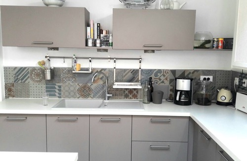 Baille House | Charming house, very central, quiet, with private parking and metro access