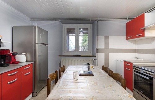 Brotte-les-Ray Cottage | Charming house with garden in Brotte-lès-Ray