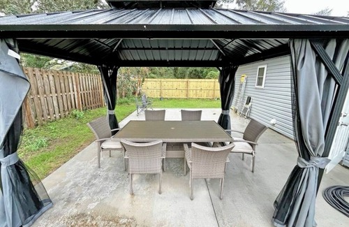 St. Augustine South House | Charming house with free WiFi, AC min from hospital min from historical downtown