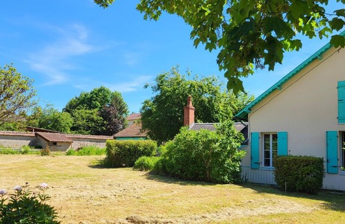 Lurcy-Levis Cottage | Charming house with large garden and terrace in picturesque village